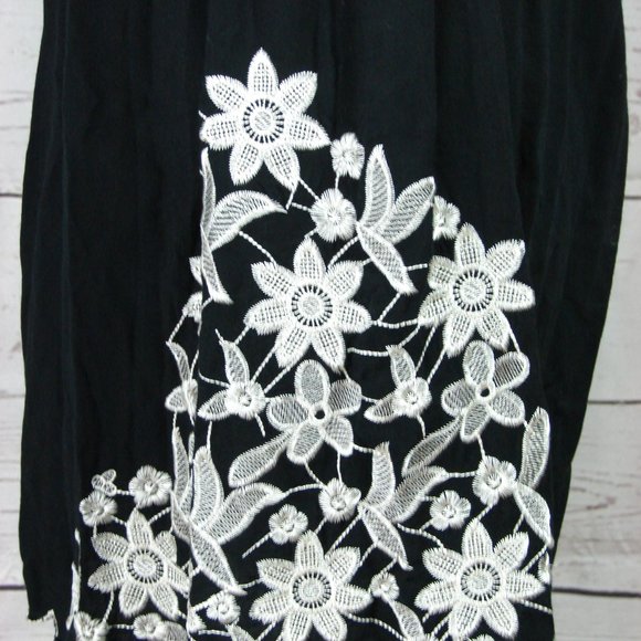 Black W/White Embroidered Floral Dress Tunic Top S - Picture 13 of 15